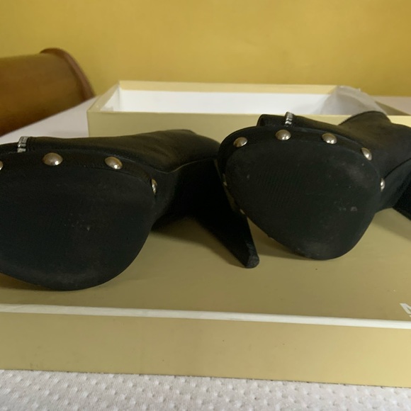 Michael Kors Leather booties - Picture 4 of 7